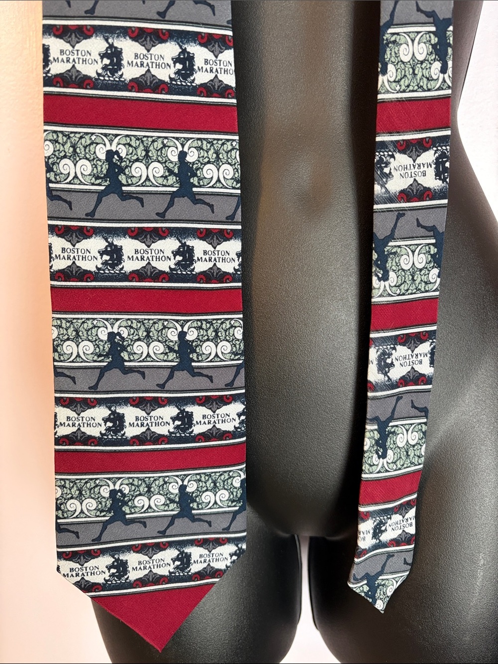 Boston Marathon Vintage Striped Runner Silk Necktie Tie